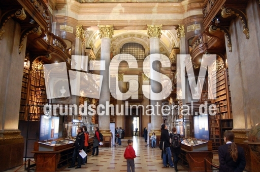 Nationalbibliothek_Prunksaal_06.JPG